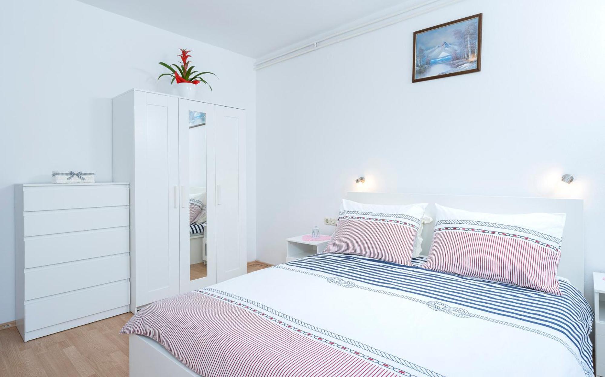 Apartments Draganic Jelsa  Ngoại thất bức ảnh