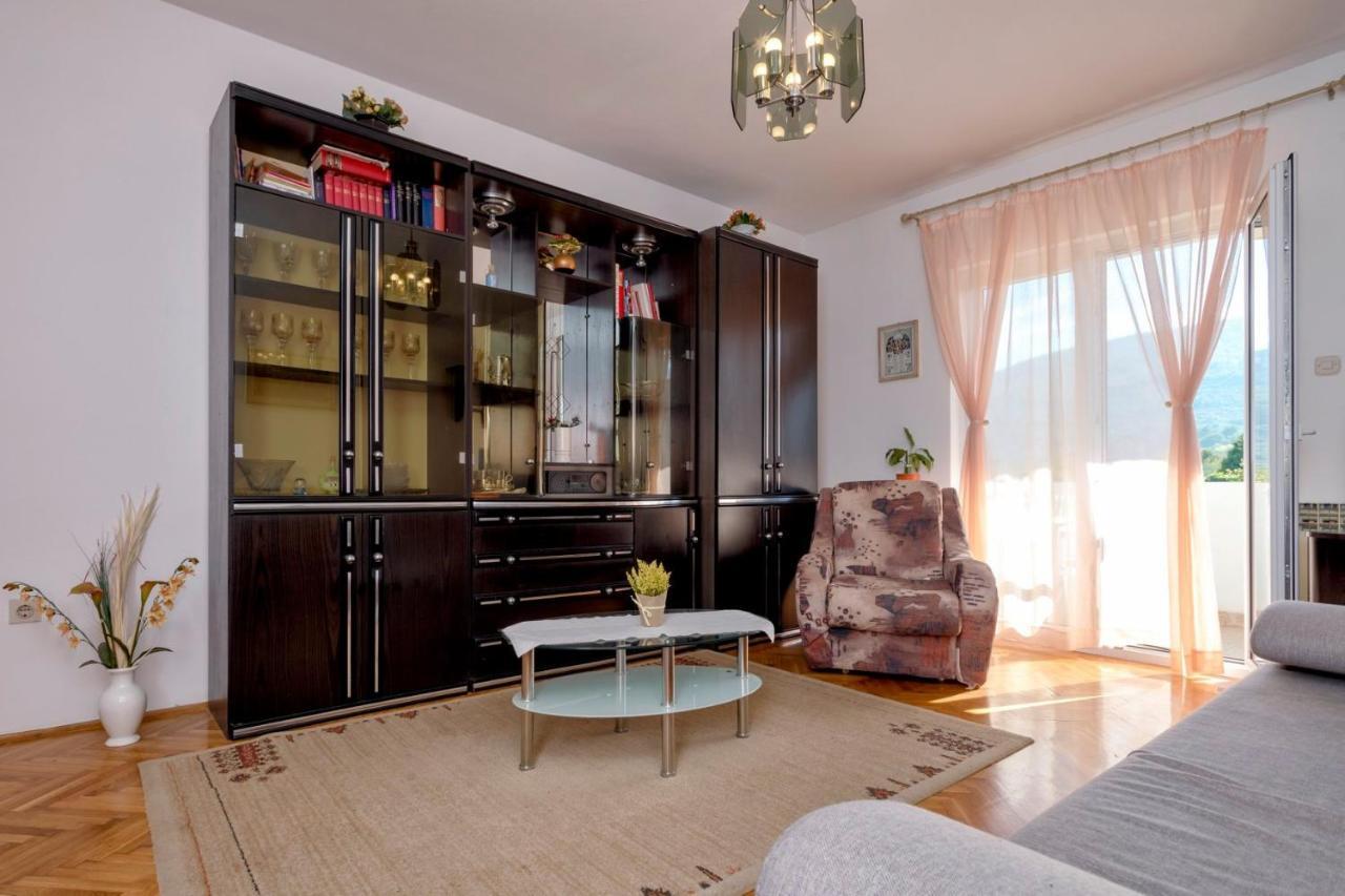 Apartments Draganic Jelsa  Ngoại thất bức ảnh