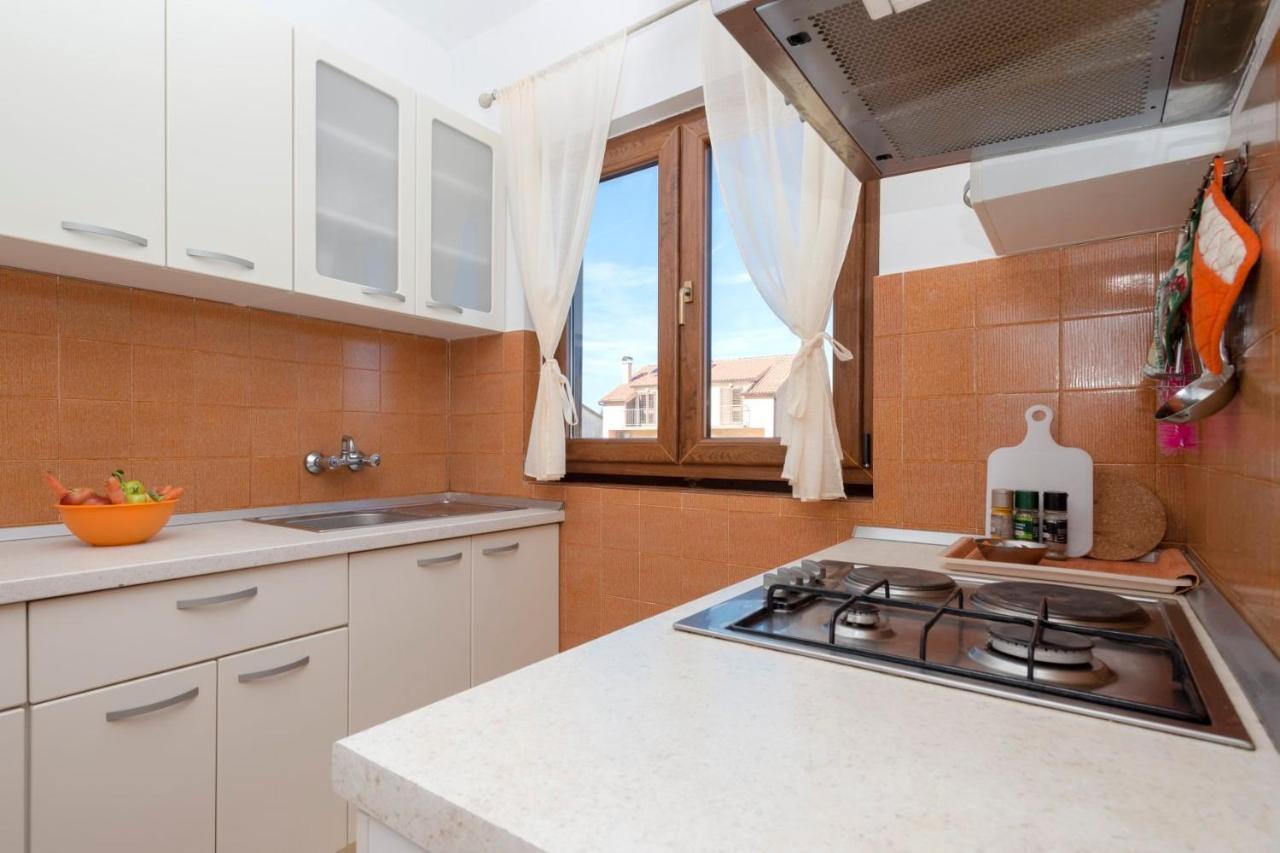Apartments Draganic Jelsa  Ngoại thất bức ảnh