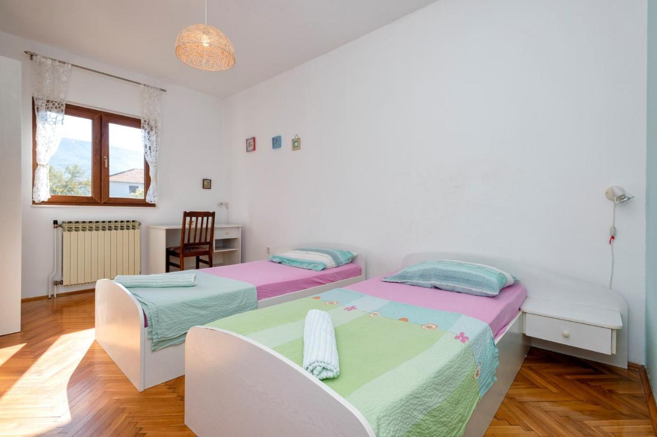 Apartments Draganic Jelsa  Ngoại thất bức ảnh